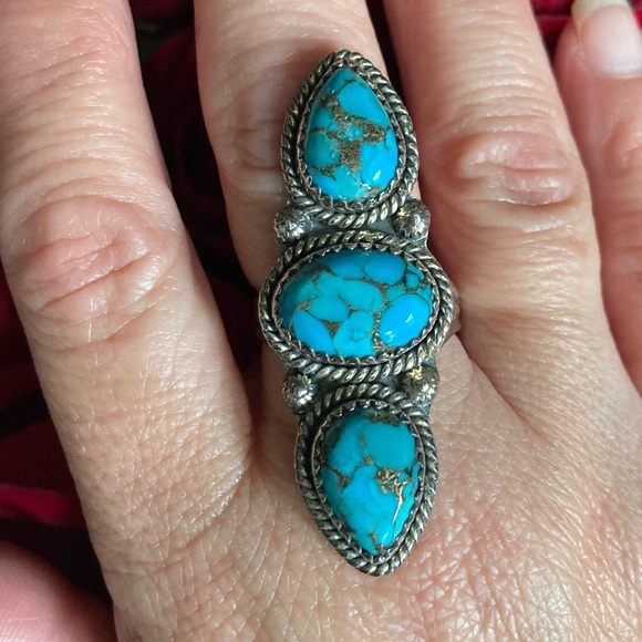 Turquoise and Silver Women's Ring Size 9 - Picture 8 of 8